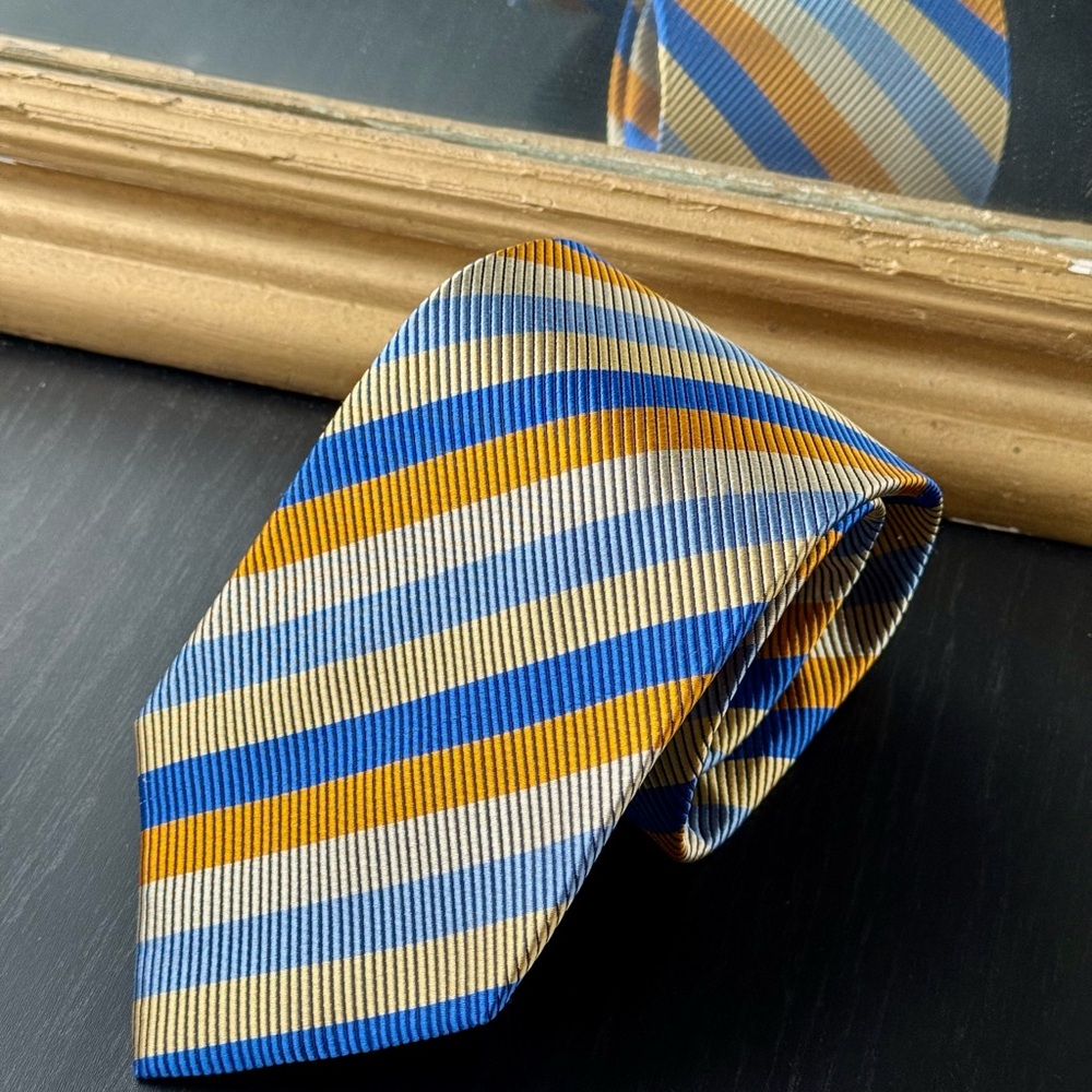 Charles Tyrwhitt striped tie